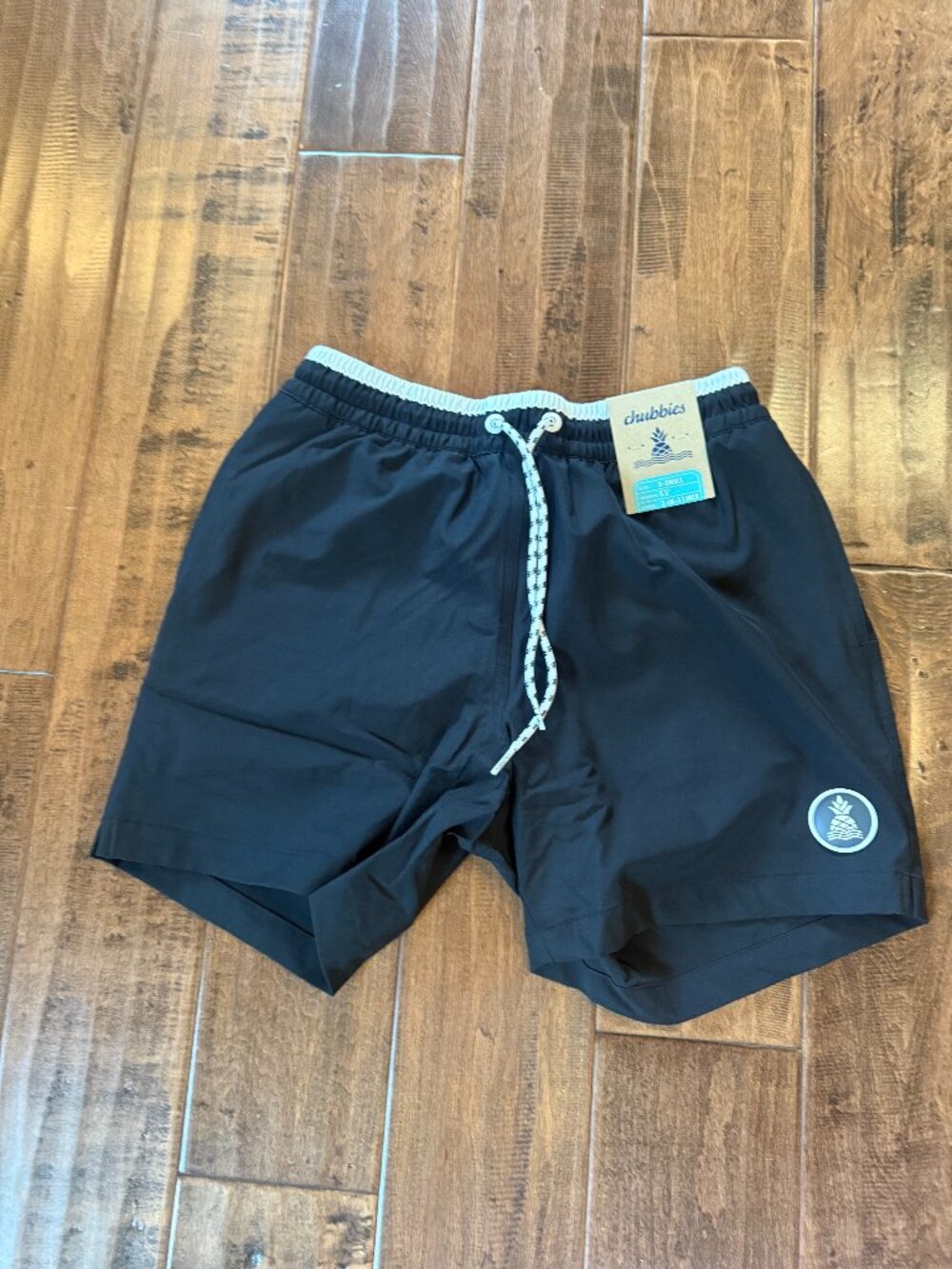 Chubbies The Under the Capes 5.5" (Classic Lined Swim Trunk) - Mens XS - Picture 2 of 4